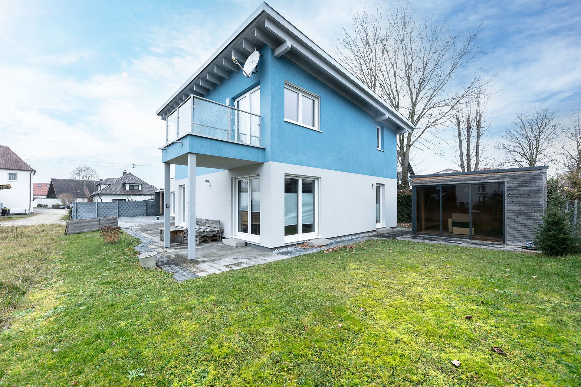 Immobilienangebot - Illertissen - Alle - - Entdecken Sie das Besondere -  EFH mit ELW in Illertissen