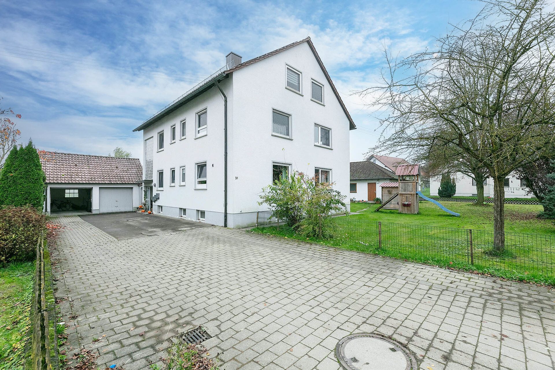 Immobilienangebot - Schnürpflingen - Alle - - Freie Gestaltungsmöglichkeiten - Dreifamilienhaus in Ammerstetten