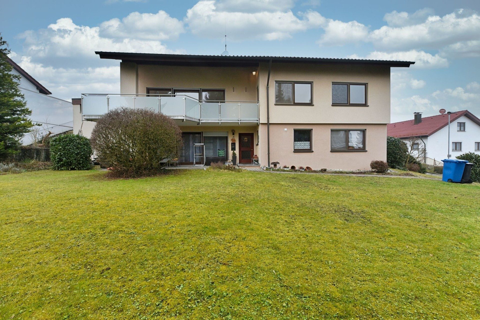 Immobilienangebot - Schemmerhofen - Alle - Einziehen und Wohlfühlen - EFH mit ELW in Schemmerhofen