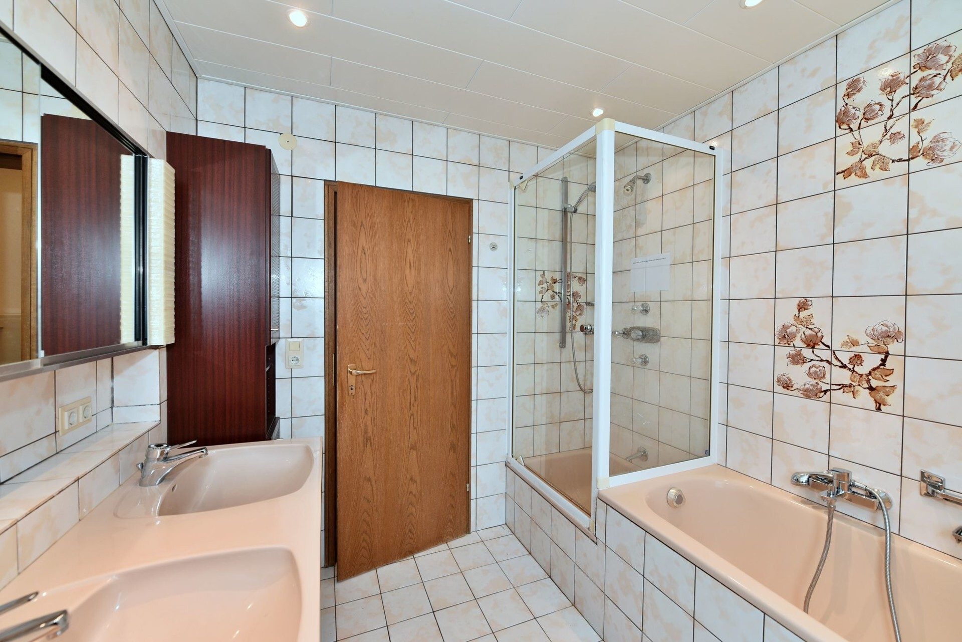 Immobilienangebot - Schemmerhofen - Alle - Einziehen und Wohlfühlen - EFH mit ELW in Schemmerhofen