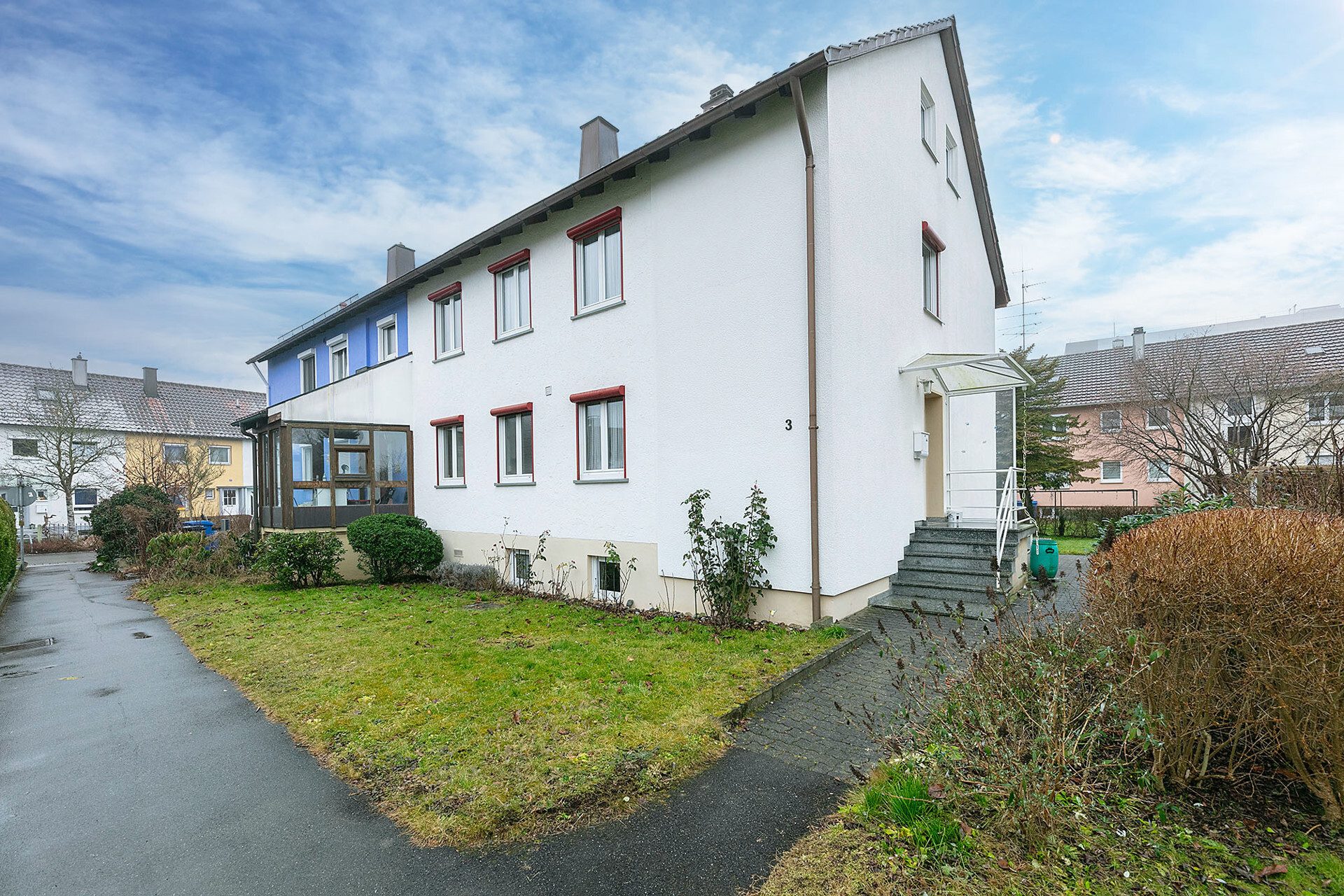 Immobilienangebot - Biberach - Alle - Sonnige Doppelhaushälfte mit Garage