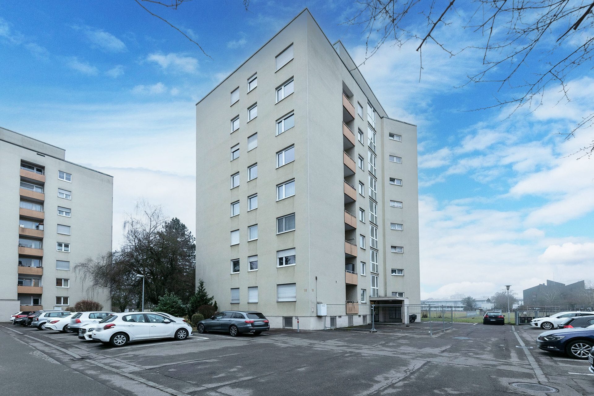 Immobilienangebot - Neu-Ulm - Alle - Modern möbliert und gut vermietet - sehr gute Kapitalanlage!