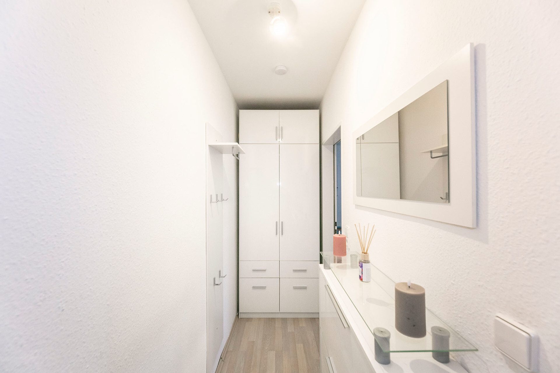 Immobilienangebot - Neu-Ulm - Alle - Modern möbliert und gut vermietet - sehr gute Kapitalanlage!