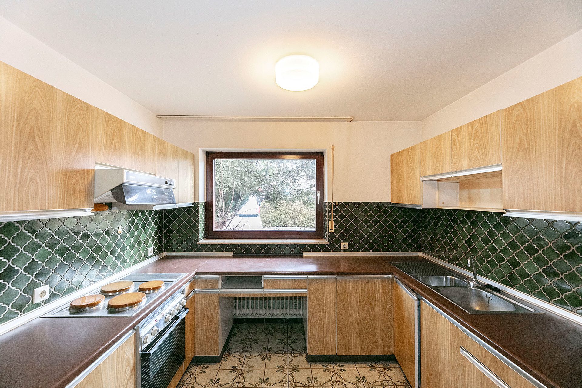 Immobilienangebot - Laichingen - Alle - Einfamilienhaus mit Einliegerbereich oder Praxis/Büro