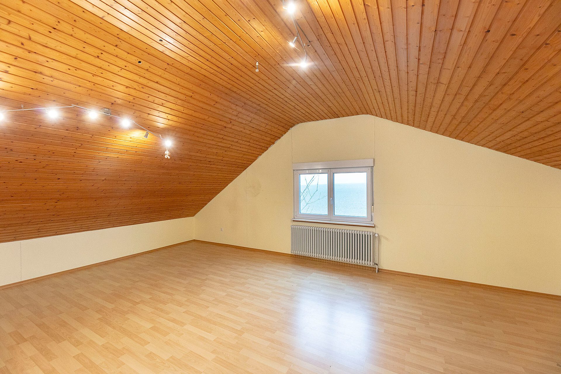 Immobilienangebot - Schnürpflingen - Alle - Familienfreundliches Wohnen in idyllischer Umgebung
