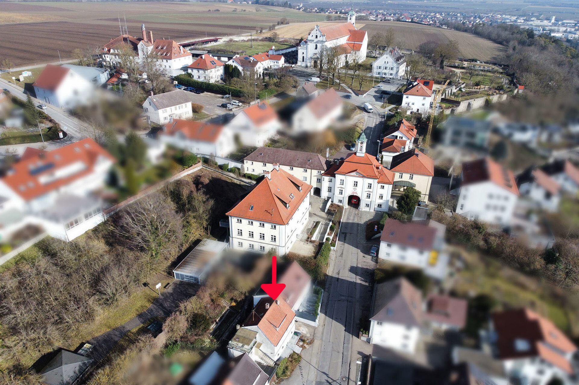 Immobilienangebot - Elchingen - Alle - - Handwerker gesucht - 
sanierungsbedürftiges EFH in Oberelchingen