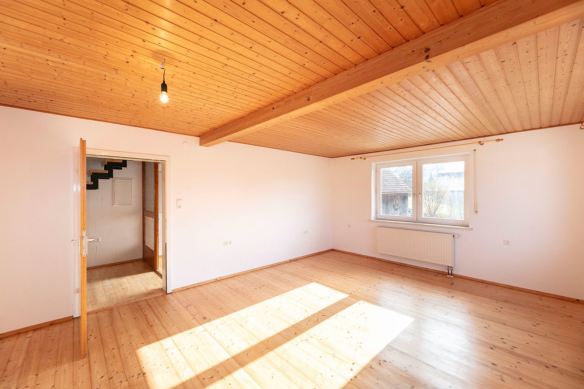 Immobilienangebot - Roggenburg - Alle - Reizendes Bauernhaus mit Scheune, Hof und zwei separaten Wohneinheiten