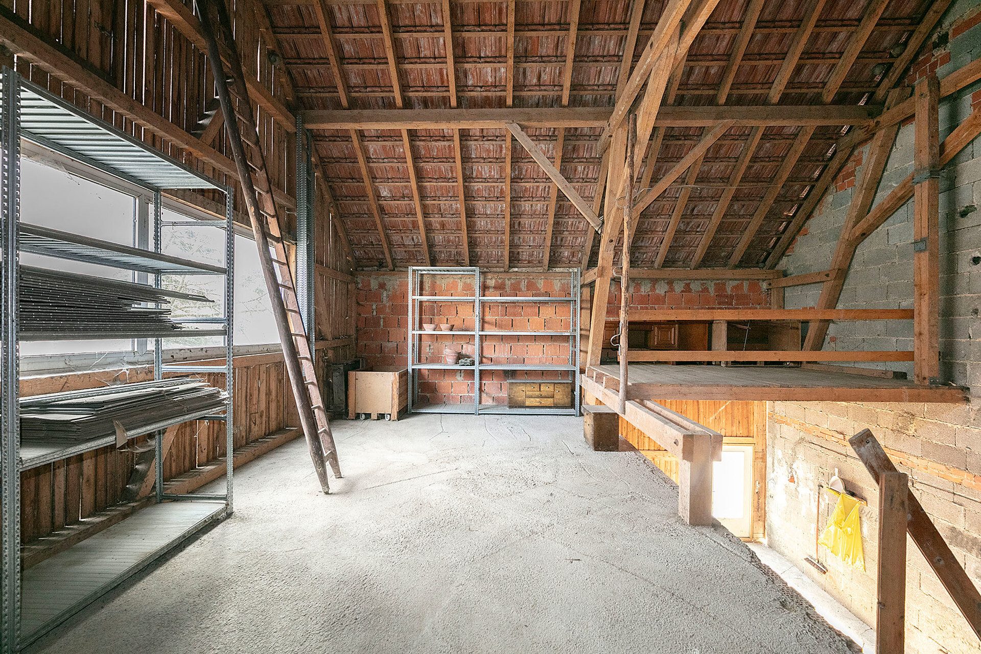 Immobilienangebot - Roggenburg - Alle - Reizendes Bauernhaus mit Scheune, Hof und zwei separaten Wohneinheiten
