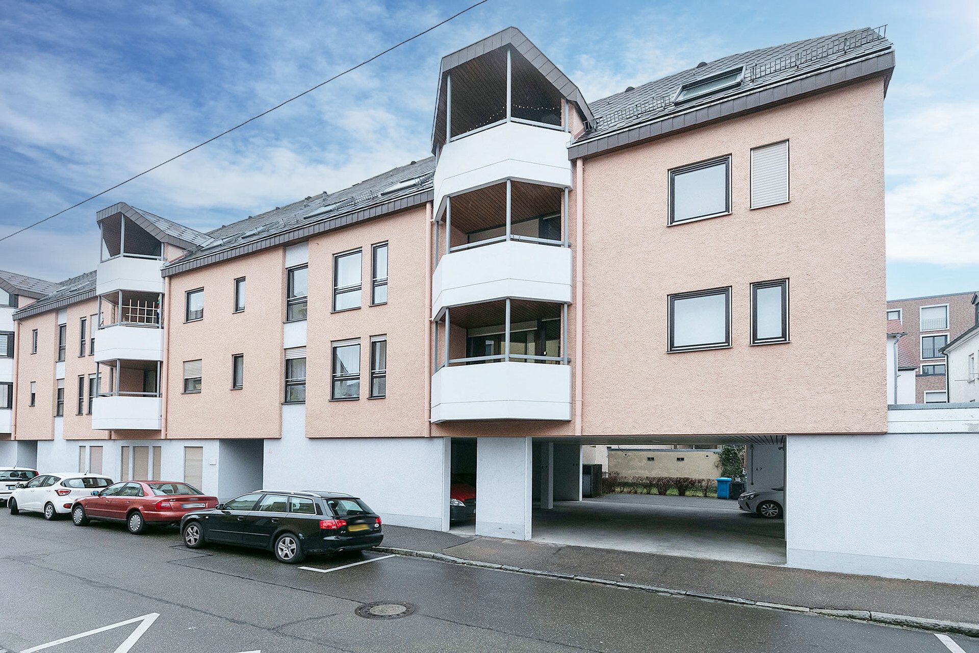 Immobilienangebot - Ulm - Alle - Perfekte Wohnung in perfekter Lage - 
3,5-Zimmer, Garage und 2 Balkone