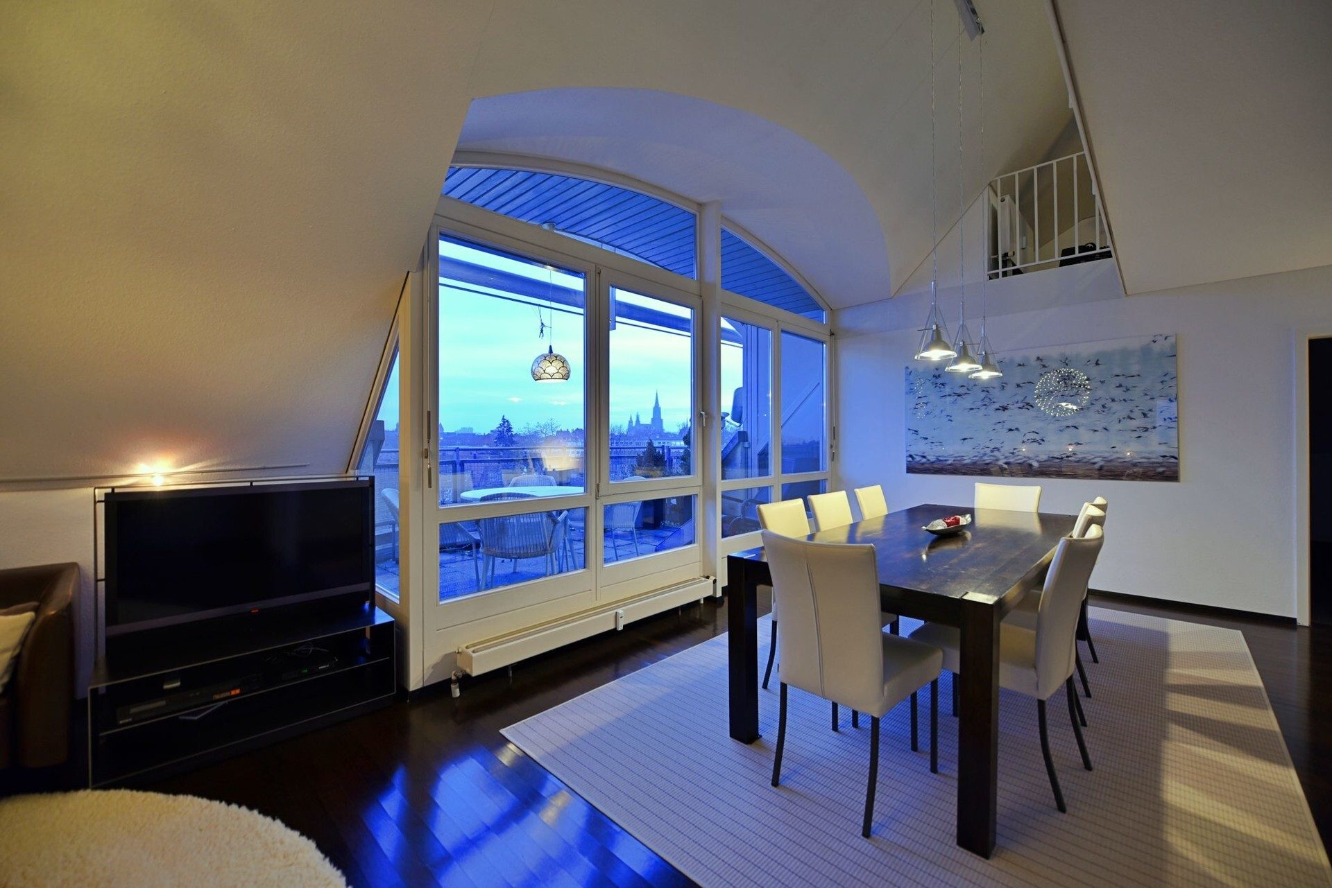 Immobilienangebot - Ulm - Alle - wunderbare Maisonette-Wohnung mit 
2 TG-Stellplätzen in der Ulmer Oststadt