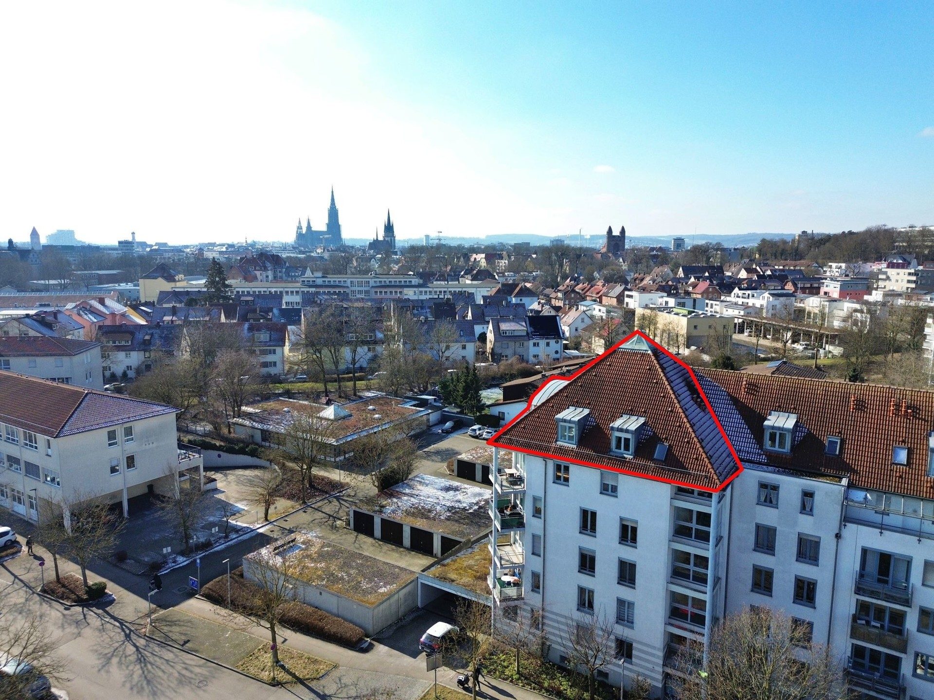 Immobilienangebot - Ulm - Alle - wunderbare Maisonette-Wohnung mit 
2 TG-Stellplätzen in der Ulmer Oststadt
