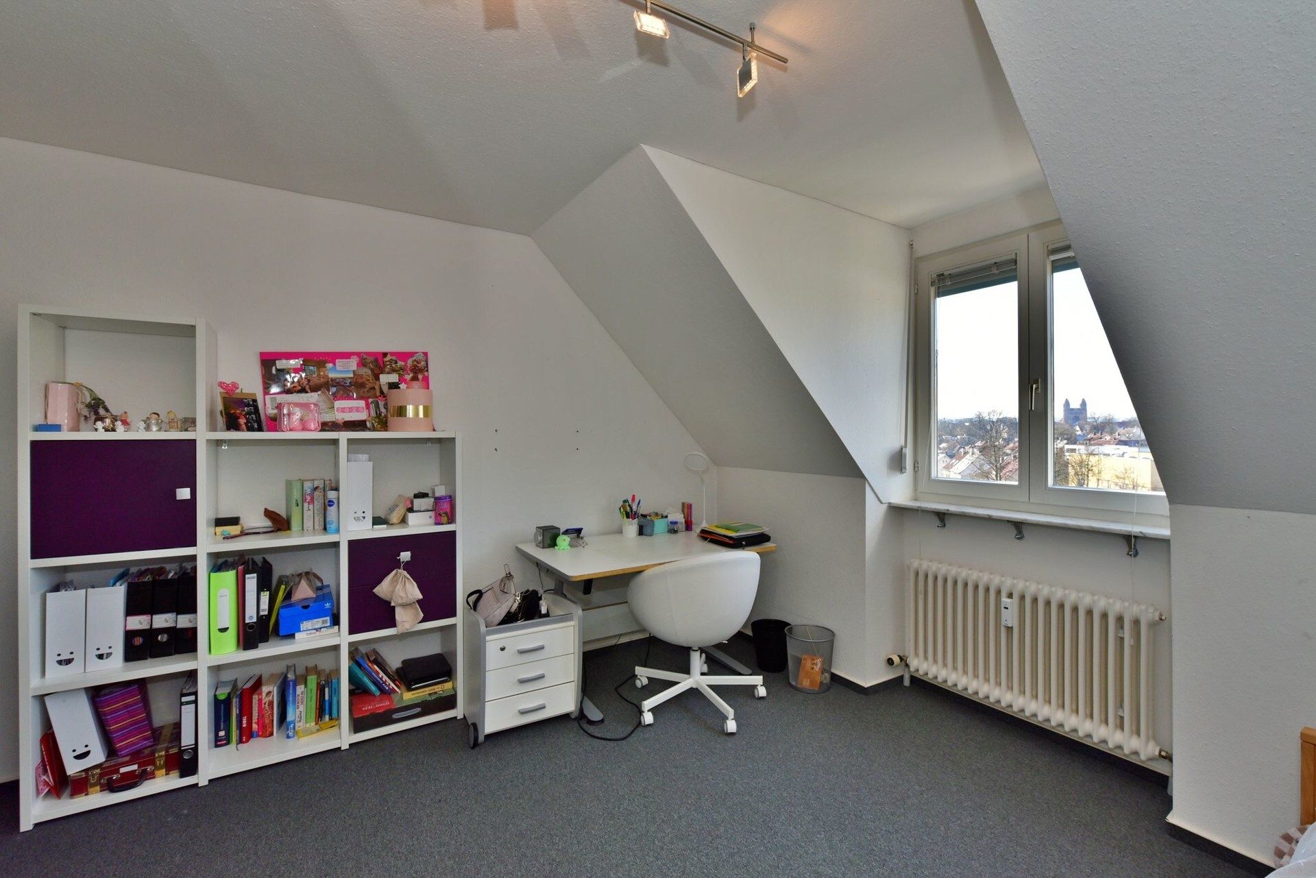 Immobilienangebot - Ulm - Alle - wunderbare Maisonette-Wohnung mit 
2 TG-Stellplätzen in der Ulmer Oststadt