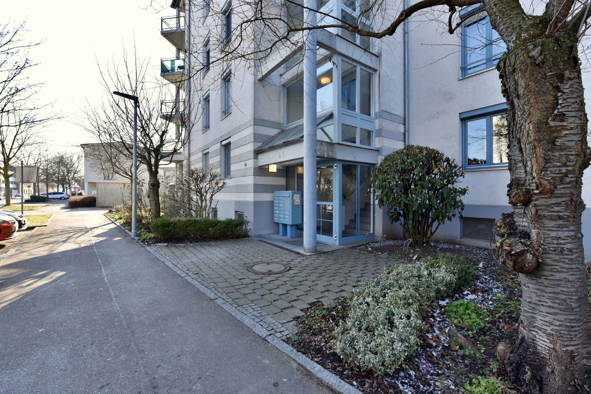 Immobilienangebot - Ulm - Alle - wunderbare Maisonette-Wohnung mit 
2 TG-Stellplätzen in der Ulmer Oststadt