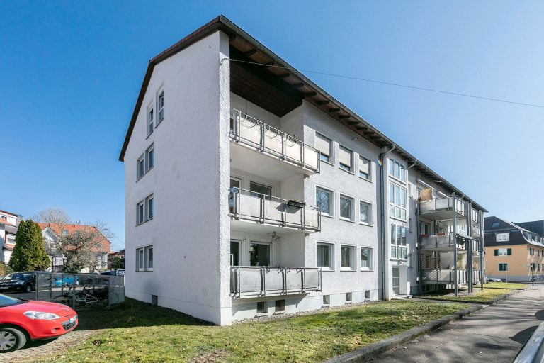 Immobilienangebot - Ulm - Alle - Wohnen in der beliebten Ulmer Oststadt 
- 4-Zimmer Wohnung mit Balkon