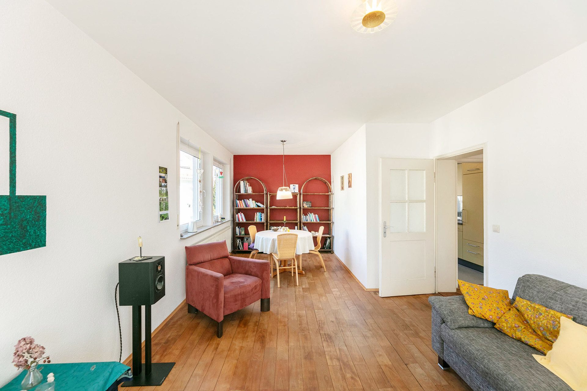 Immobilienangebot - Ulm - Alle - Wohnen in der beliebten Ulmer Oststadt 
- 4-Zimmer Wohnung mit Balkon