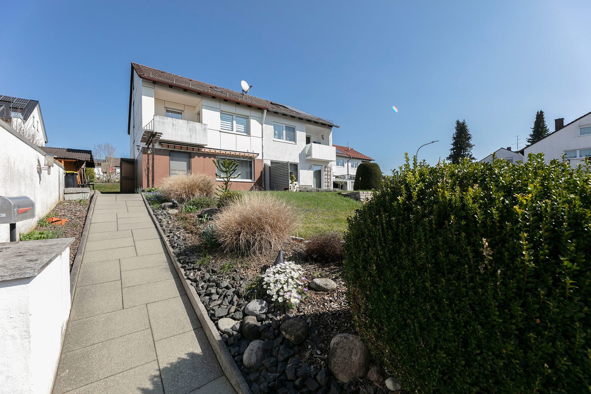 Immobilienangebot - Senden - Alle - Reizende Doppelhaushälfte mit Garage und schönem Garten in gepflegter Lage