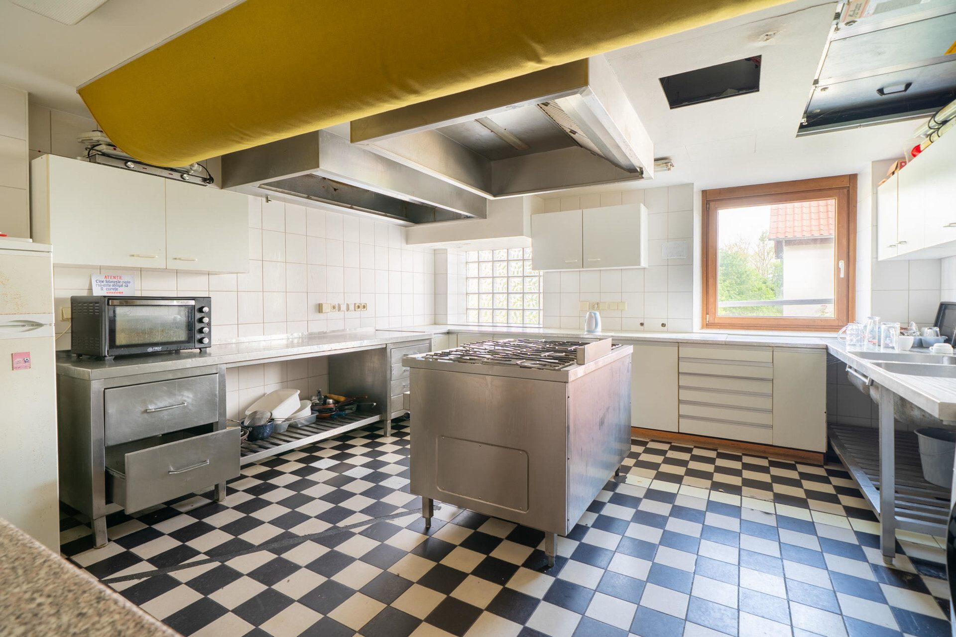 Immobilienangebot - Ulm / Donaustetten - Alle - Investoren aufgepasst ! Vielseitig nutzbares Objekt für Visionäre