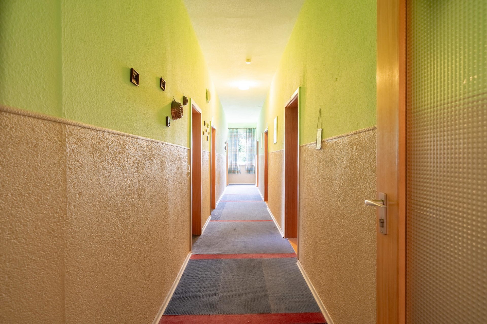 Immobilienangebot - Ulm / Donaustetten - Alle - Investoren aufgepasst ! Vielseitig nutzbares Objekt für Visionäre