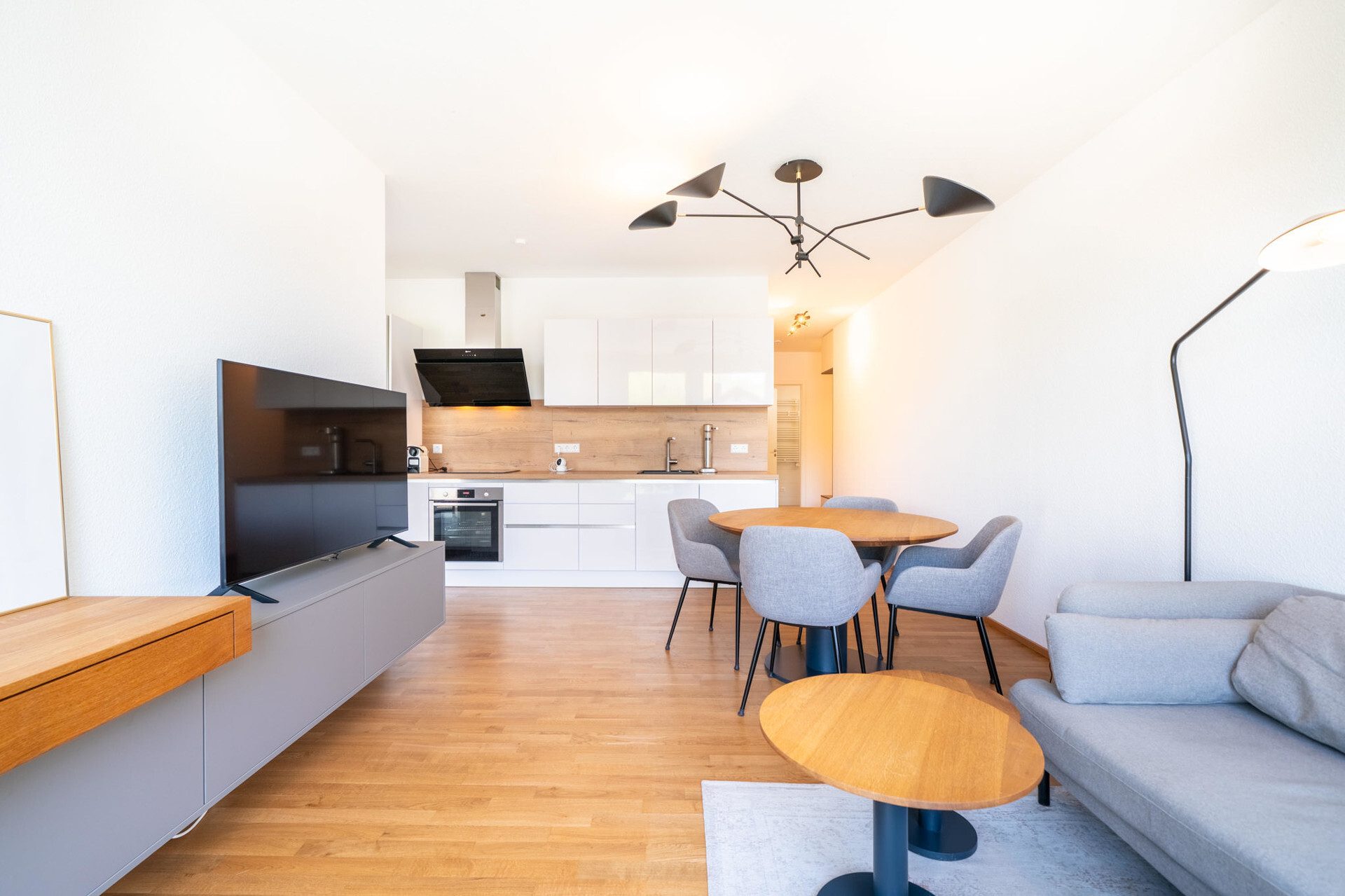 Immobilienangebot - Blaustein - Alle - -Terrassentraum- moderne 2,5-Zi.-Wohnung 
mit hochwertiger Ausstattung