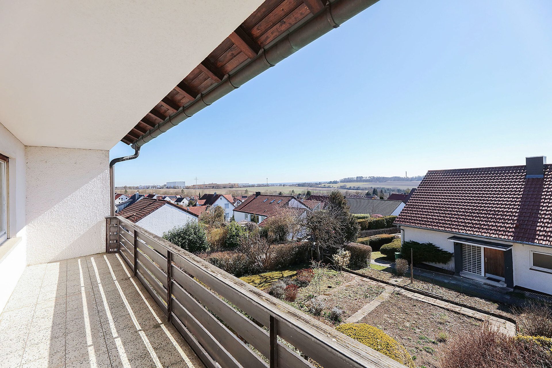 Immobilienangebot - Ulm/Lehr - Alle - Weitblick inklusive: 
DHH mit Gestaltungspotenzial