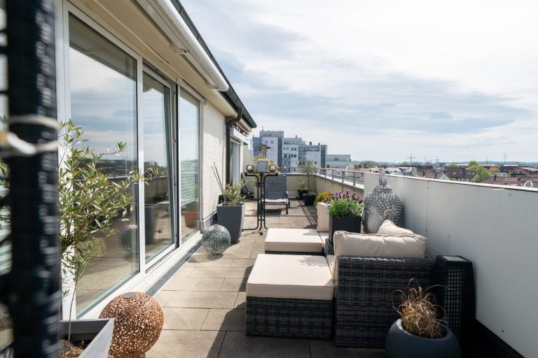 Immobilienangebot - Neu-Ulm - Alle - Exklusive 3,5-Zimmer-Penthouse-Wohnung mit zwei großzügigen Dachterrassen