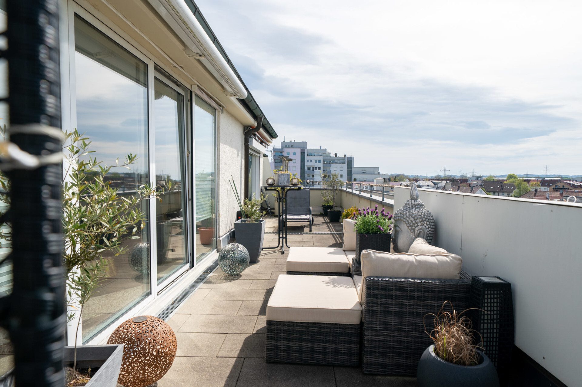 Immobilienangebot - Neu-Ulm - Alle - Exklusive 3,5-Zimmer-Penthouse-Wohnung mit zwei großzügigen Dachterrassen