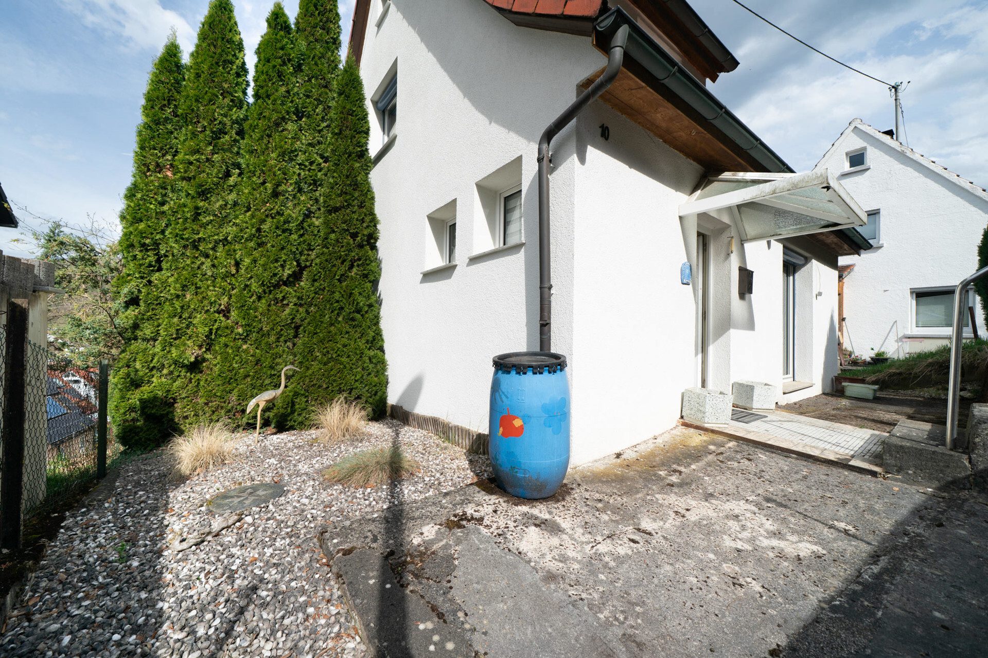 Immobilienangebot - Blaubeuren - Alle - Für die kleine Familie oder nur zu zweit - 
Renoviert und zum Einzug bereit