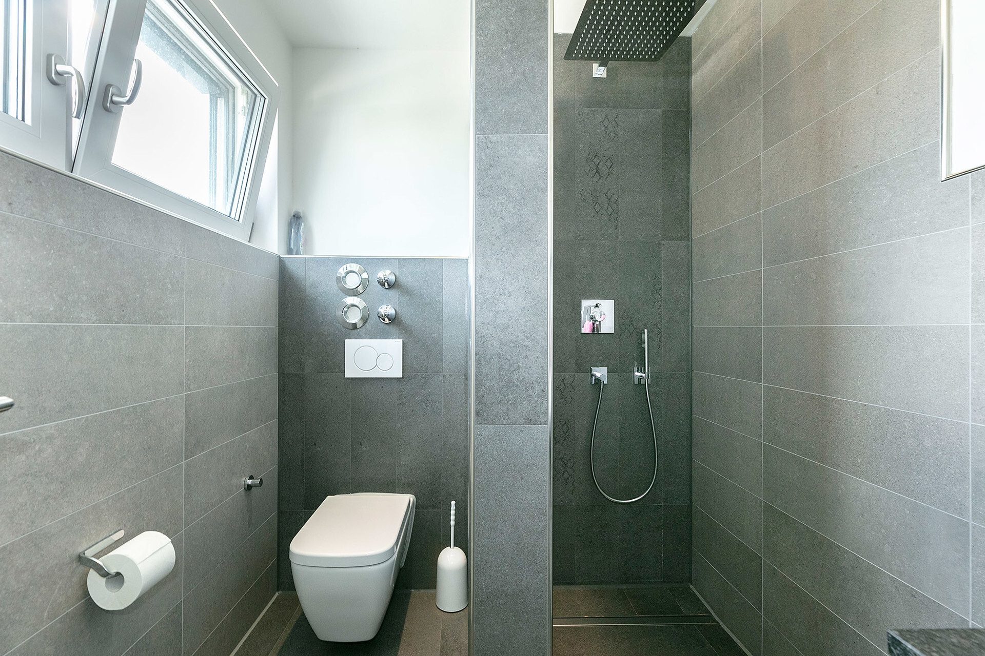 Immobilienangebot - Ulm / Wiblingen - Alle - Modernes Reiheneckhaus mit hochwertiger Ausstattung und Einliegerwohnung