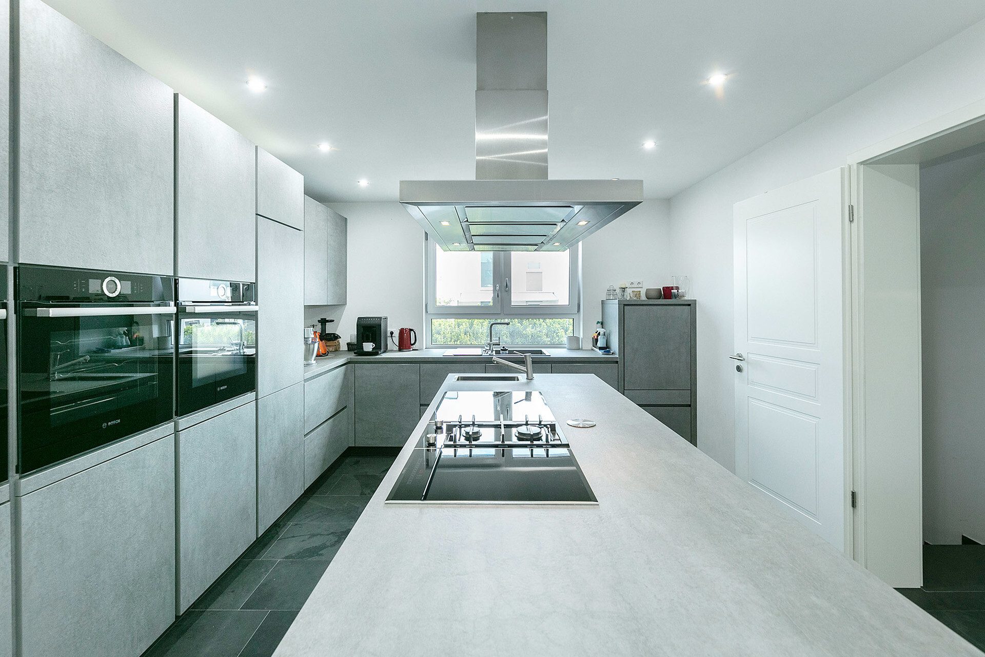 Immobilienangebot - Ulm / Wiblingen - Alle - Modernes Reiheneckhaus mit hochwertiger Ausstattung und Einliegerwohnung