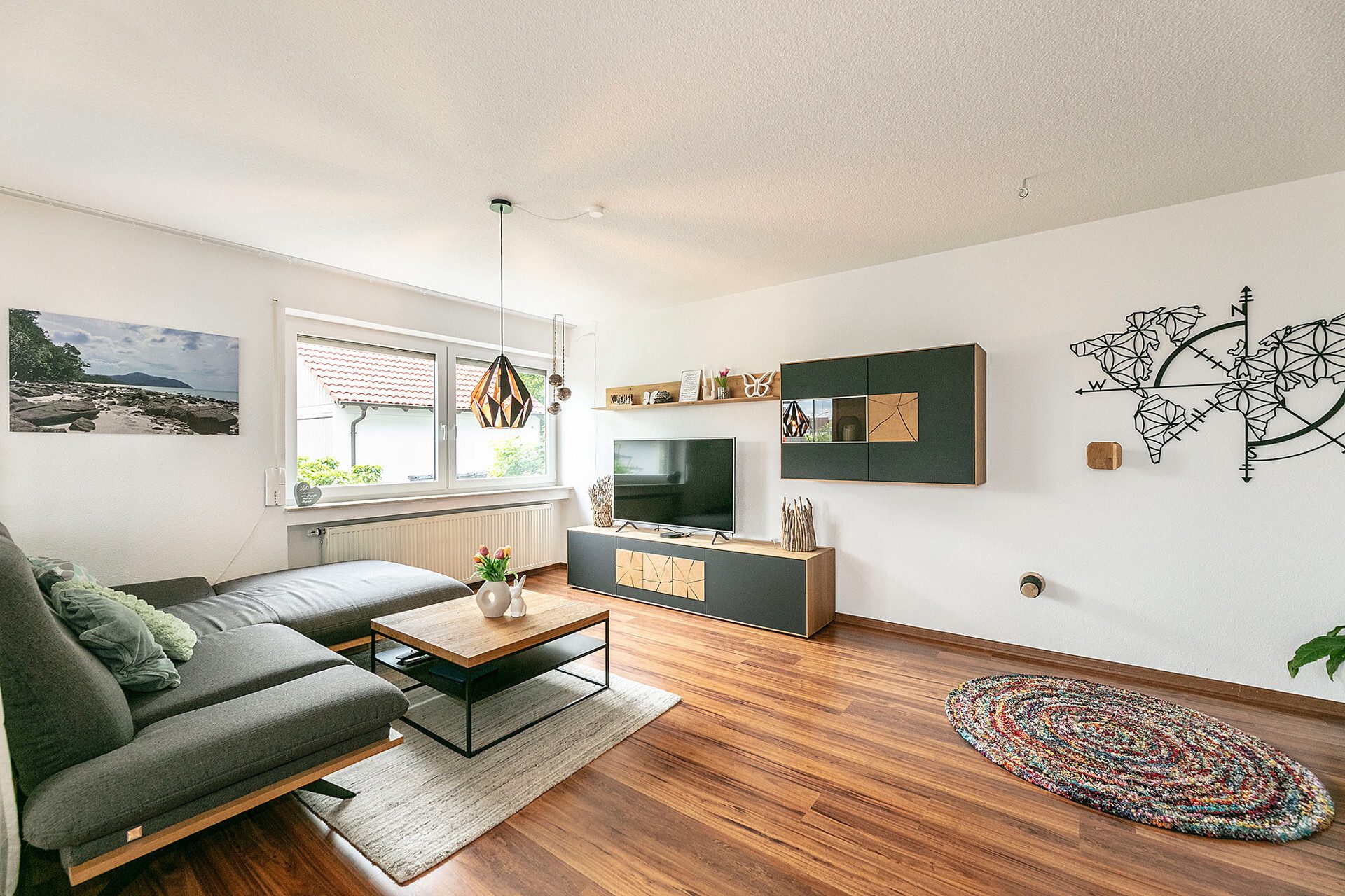 Immobilienangebot - Neu-Ulm / Burlafingen - Alle - -Stilvoll gestaltete 4,5-Zi.-Wohnung-
mit eigenem Gartenanteil
