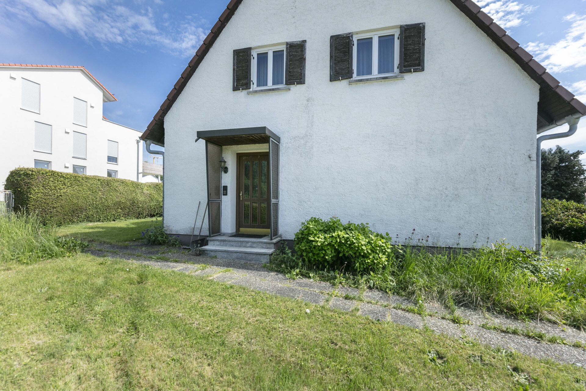 Immobilienangebot - Pfaffenhofen - Alle - Charmantes Haus mit großem Garten -
ideal für Handwerker mit Ideen