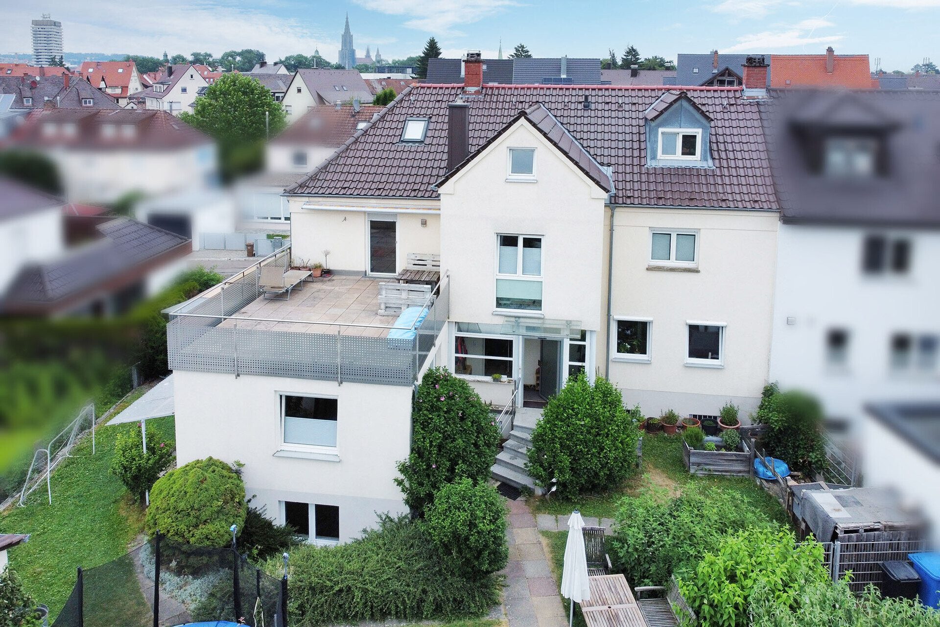 Immobilienangebot - Ulm/Kuhberg - Alle - Charmante DHH mit ELW am beliebten "Unteren Kuhberg"