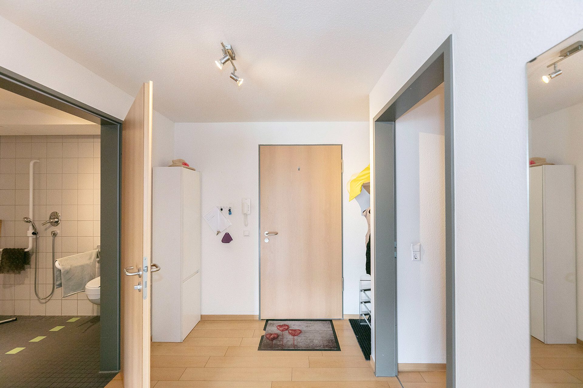 Immobilienangebot - Blaubeuren - Alle - Betreutes Wohnen mit Komfort –  Helle 2-Zimmer-Wohnung mit zwei Balkonen