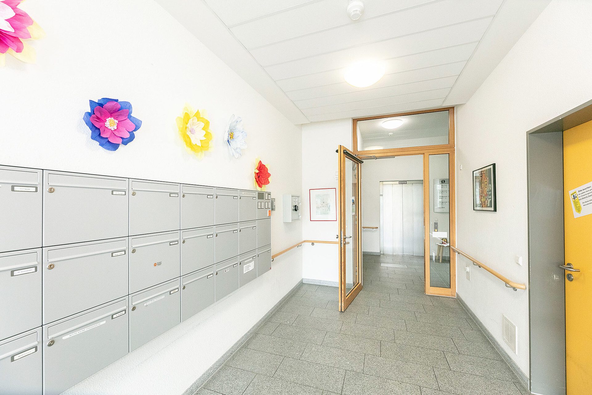 Immobilienangebot - Blaubeuren - Alle - Betreutes Wohnen mit Komfort –  Helle 2-Zimmer-Wohnung mit zwei Balkonen