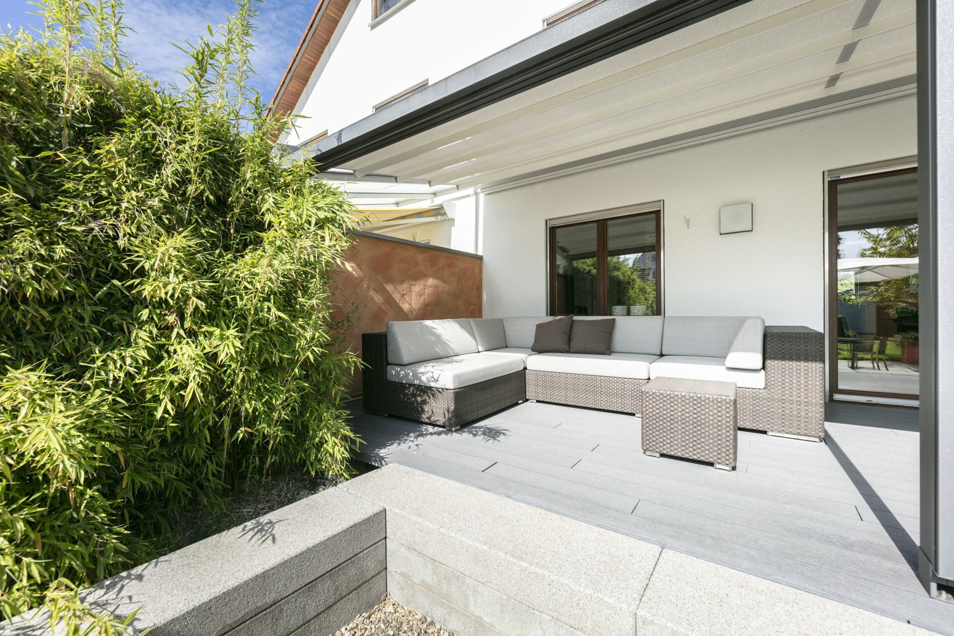 Immobilienangebot - Pfaffenhofen - Alle - Stilvolle Doppelhaushälfte mit neuer Wärmepumpe und großem Traumgarten