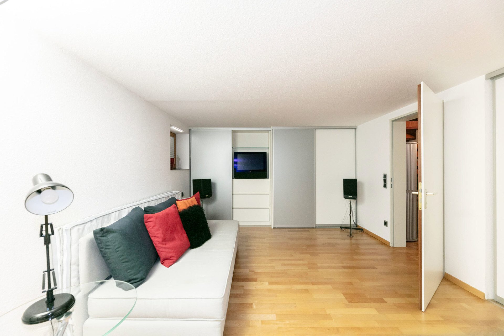 Immobilienangebot - Pfaffenhofen - Alle - Stilvolle Doppelhaushälfte mit neuer Wärmepumpe und großem Traumgarten