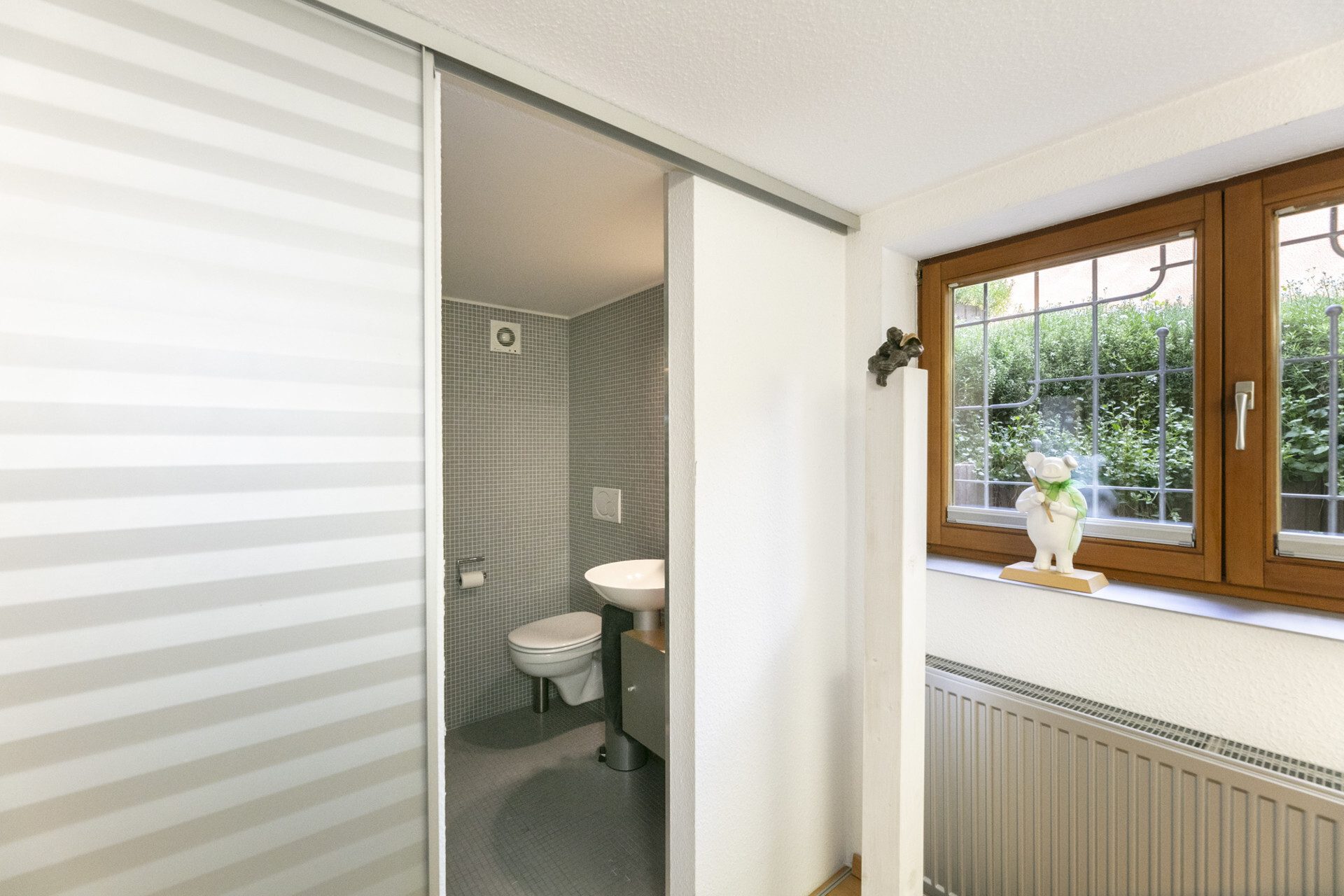 Immobilienangebot - Pfaffenhofen - Alle - Stilvolle Doppelhaushälfte mit neuer Wärmepumpe und großem Traumgarten