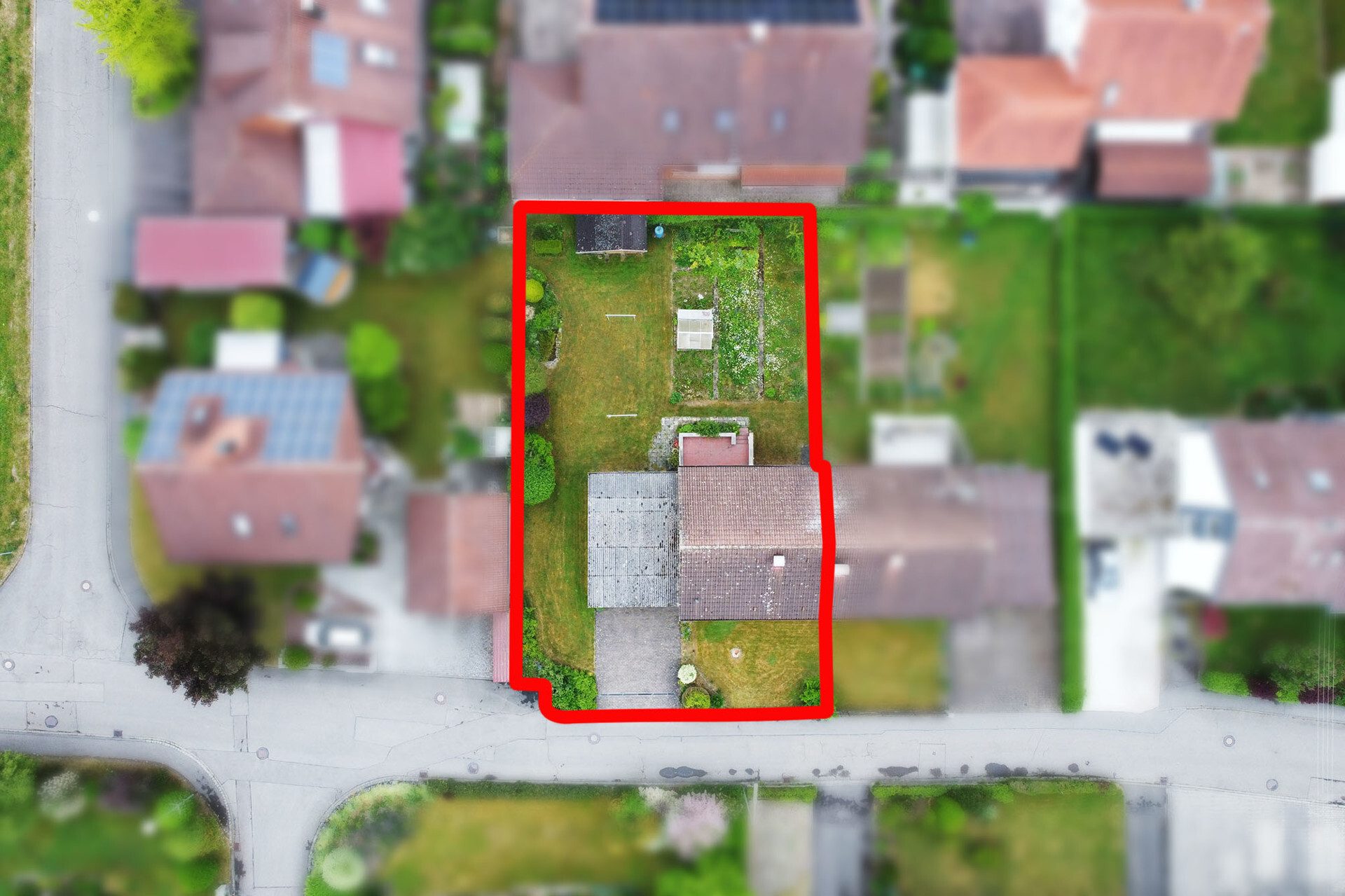 Immobilienangebot - Erbach - Alle - Gemütlichkeit und viel Charme - 
Doppelhaushälfte mit sonnigem Grundstück