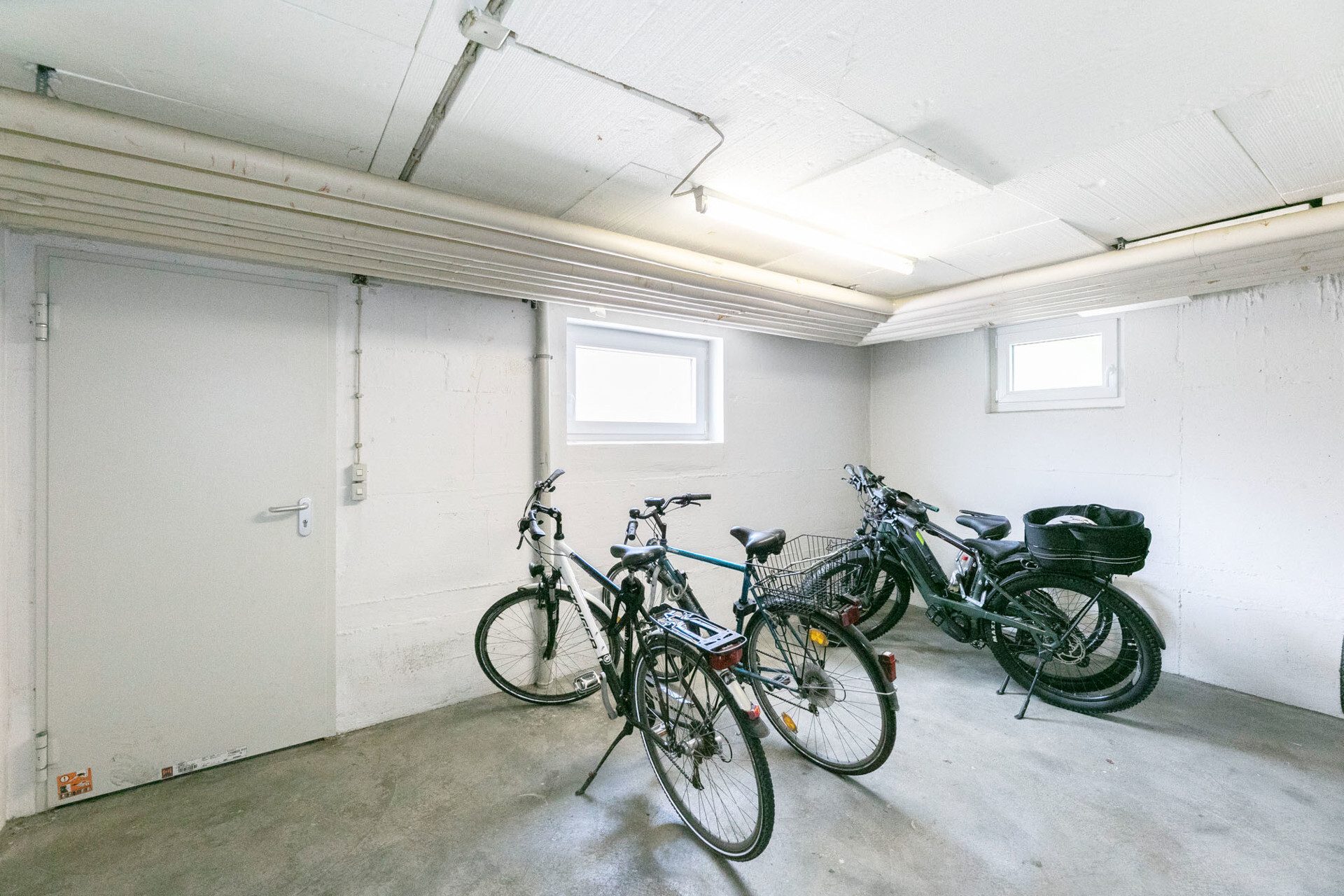 Immobilienangebot - Neu-Ulm - Alle - Große 3,5-Zimmer-Wohnung mit Balkon in gepflegter Anlage – ruhig & zentral in Pfuhl