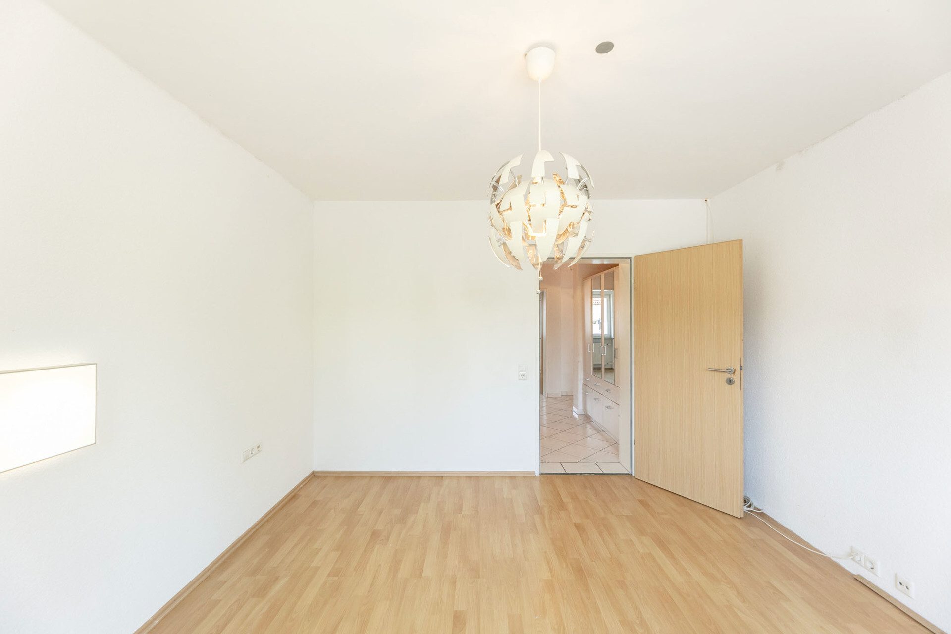 Immobilienangebot - Neu-Ulm - Alle - Große 3,5-Zimmer-Wohnung mit Balkon in gepflegter Anlage – ruhig & zentral in Pfuhl