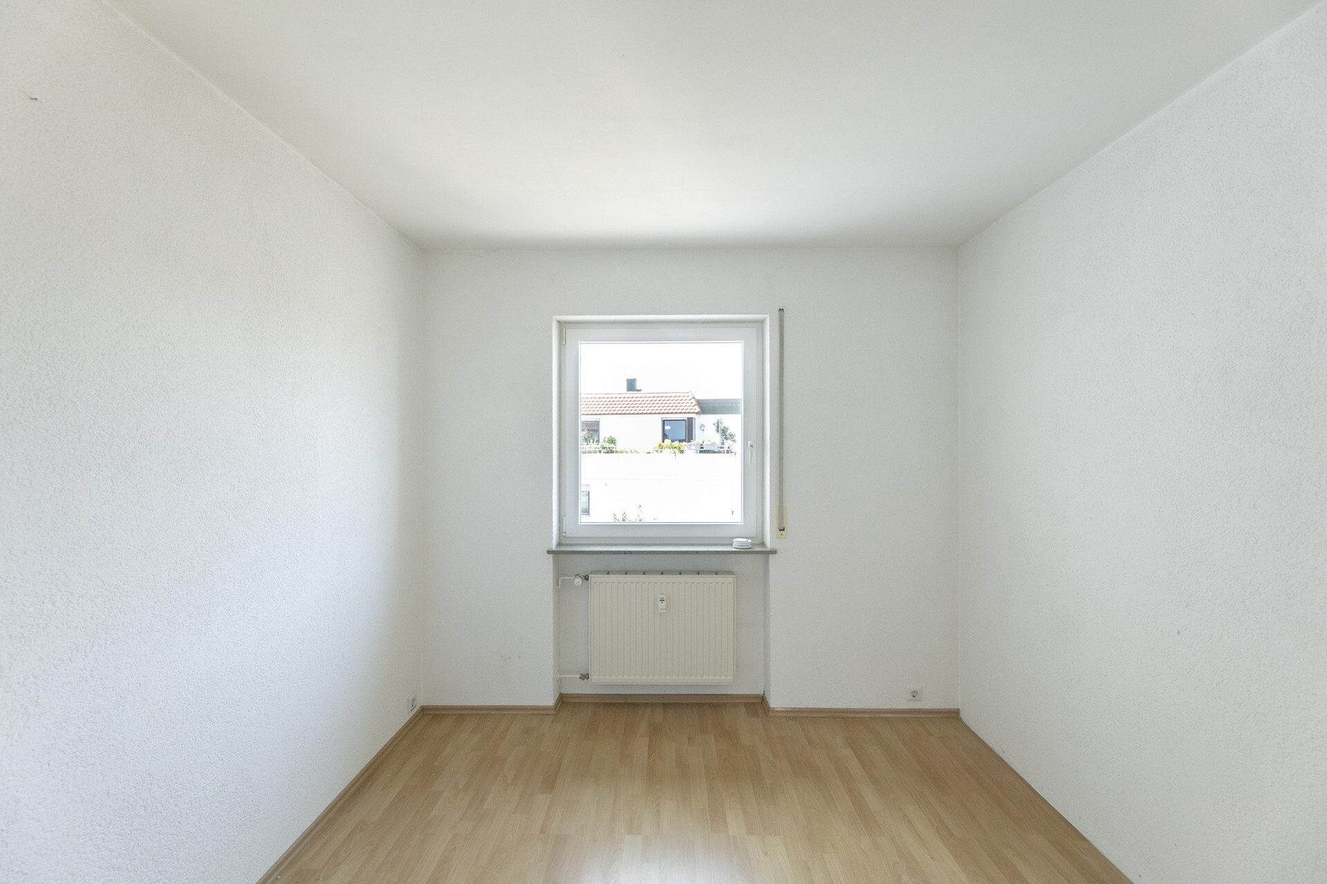 Immobilienangebot - Neu-Ulm - Alle - Große 3,5-Zimmer-Wohnung mit Balkon in gepflegter Anlage – ruhig & zentral in Pfuhl