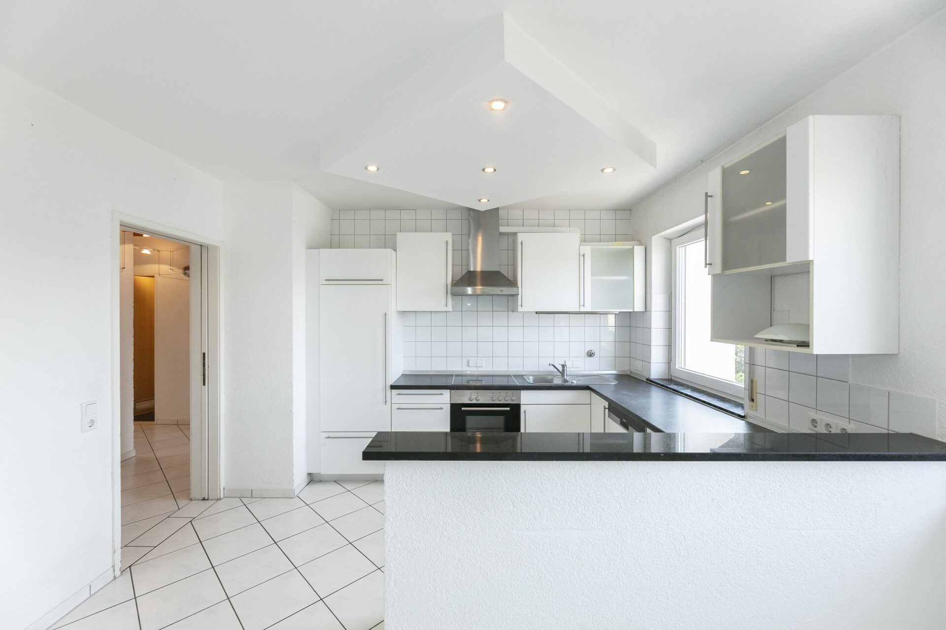 Immobilienangebot - Neu-Ulm - Alle - Große 3,5-Zimmer-Wohnung mit Balkon in gepflegter Anlage – ruhig & zentral in Pfuhl