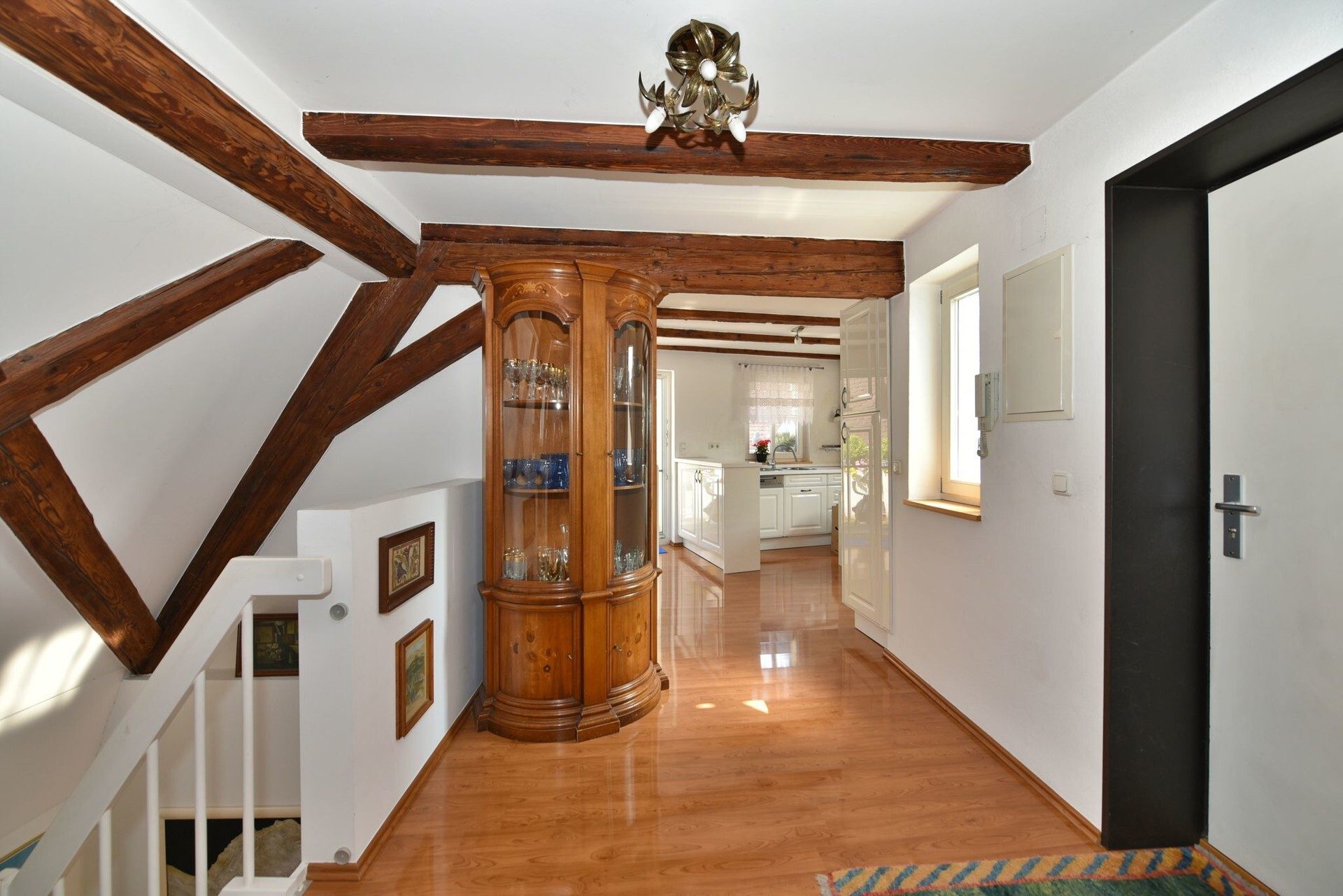 Immobilienangebot - Ulm - Alle - Unikat über den Dächern der Stadt - Stilvolle Maisonettewohnung mit Aufzug