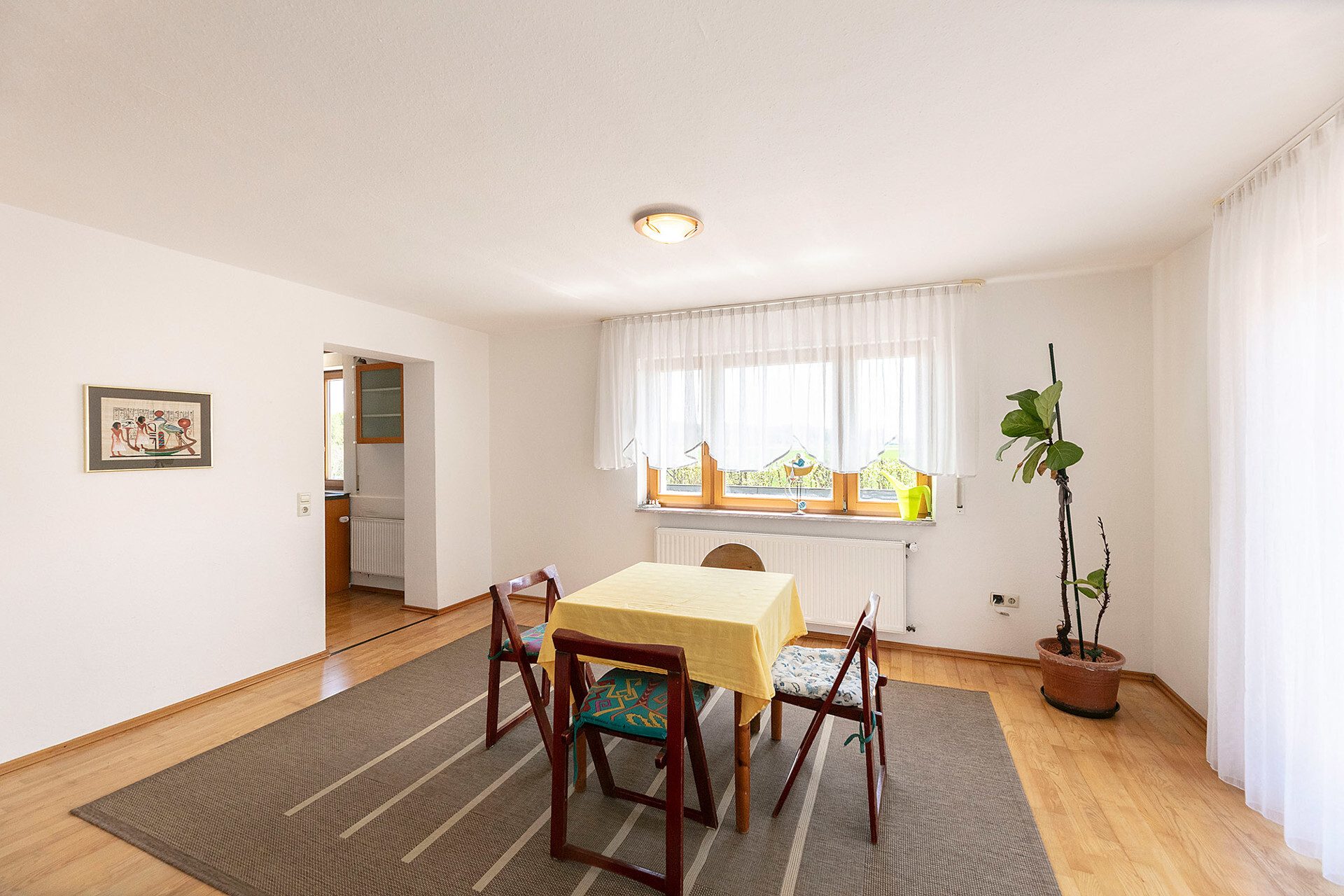 Immobilienangebot - Illertissen - Alle - Raum für Leben, Arbeit & Träume – 
Ihr Familien-& Geschäftssitz am Ortsrand