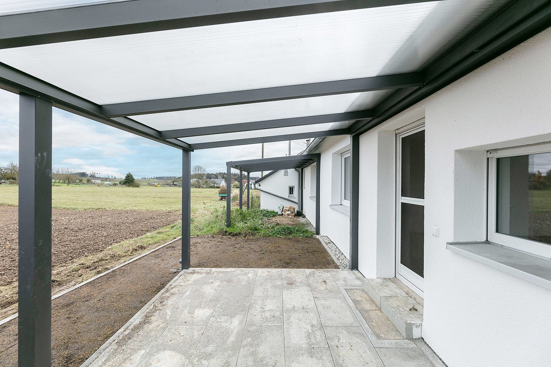 Immobilienangebot - Pfaffenhofen an der Roth - Alle - -PROVISIONSFREI- Saniertes RMH am Ortsrand, Leben im Einklang mit der Natur