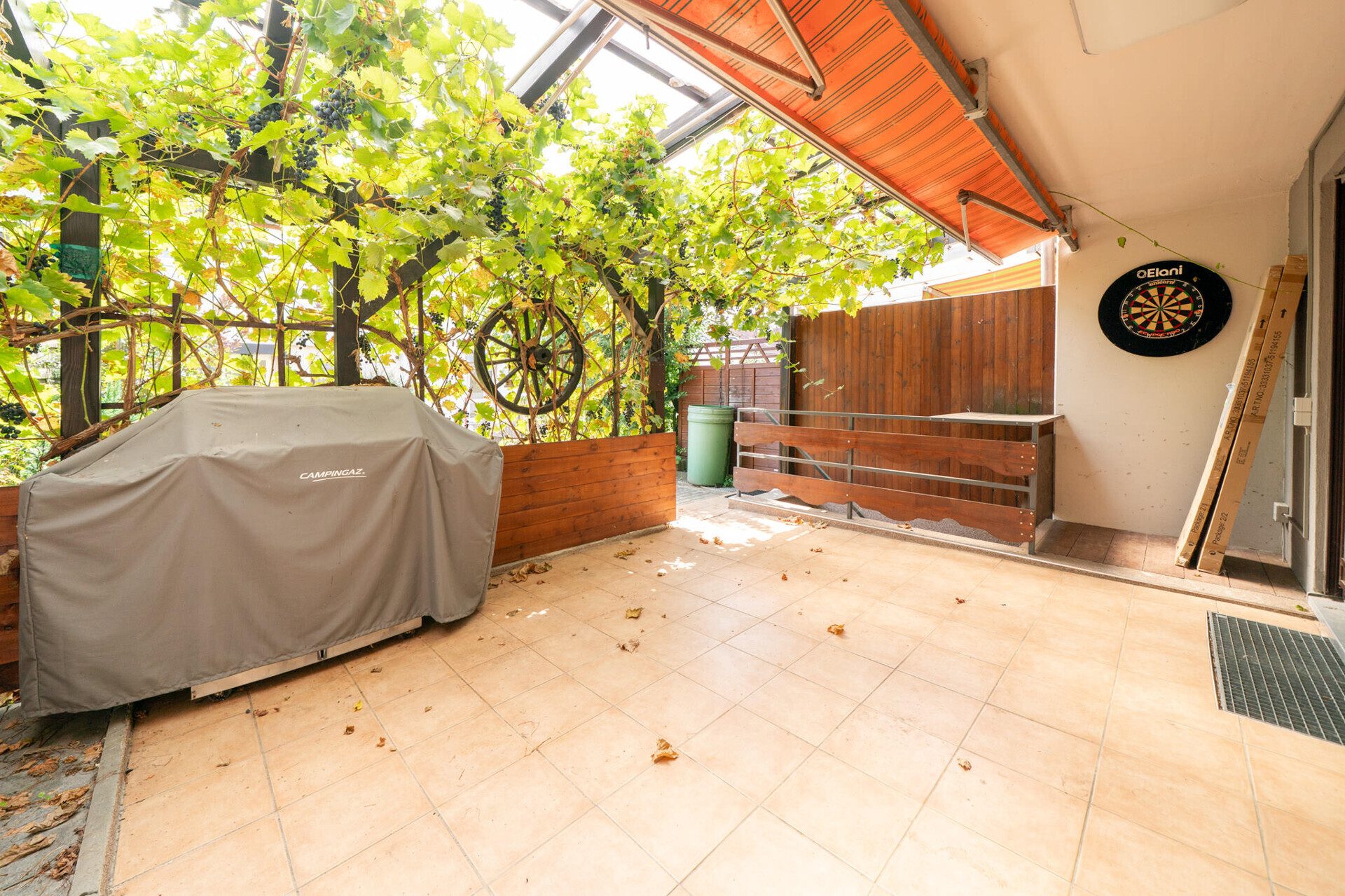 Immobilienangebot - Neu-Ulm / Holzschwang - Alle - Platz für alle! Flexible Nutzung dank großem Dachstudio