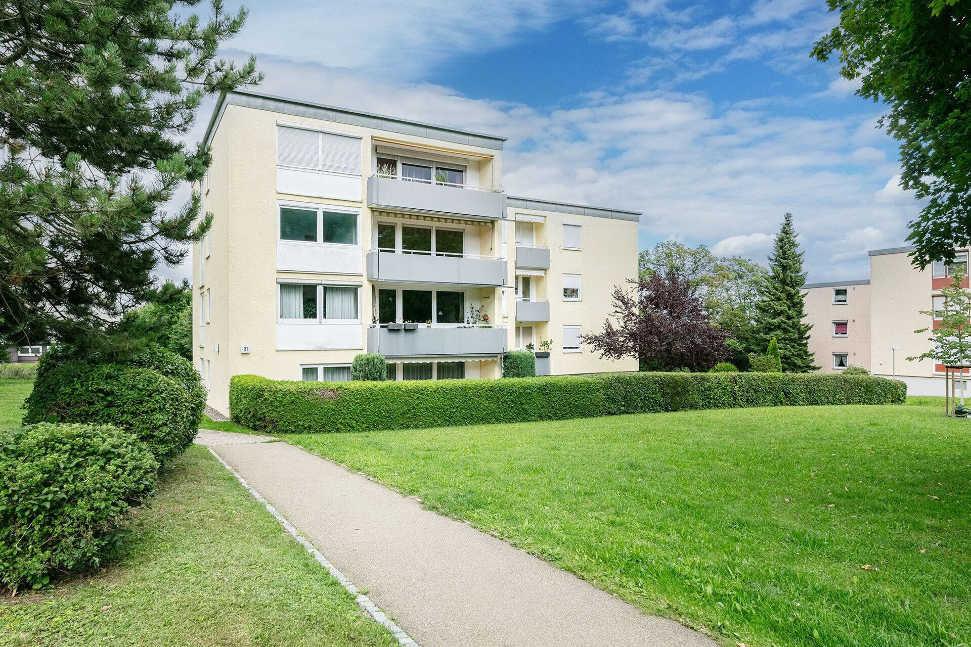 Immobilienangebot - Ulm / Böfingen - Alle - Wohnglück mit Sonnenstunden – Helle 4-Zi.-Whg. mit Loggia