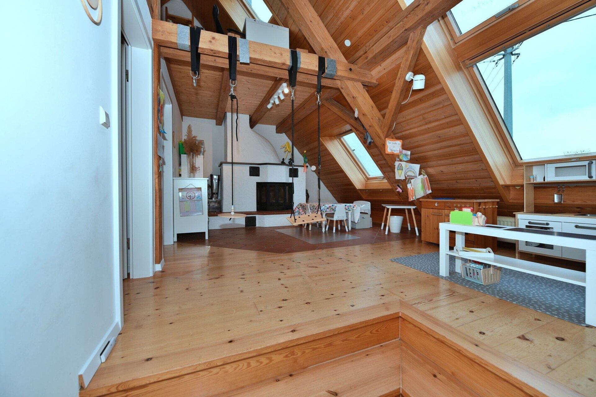 Immobilienangebot - Laichingen / Machtolsheim - Alle - Charmantes Einfamilienhaus top ausgestattet