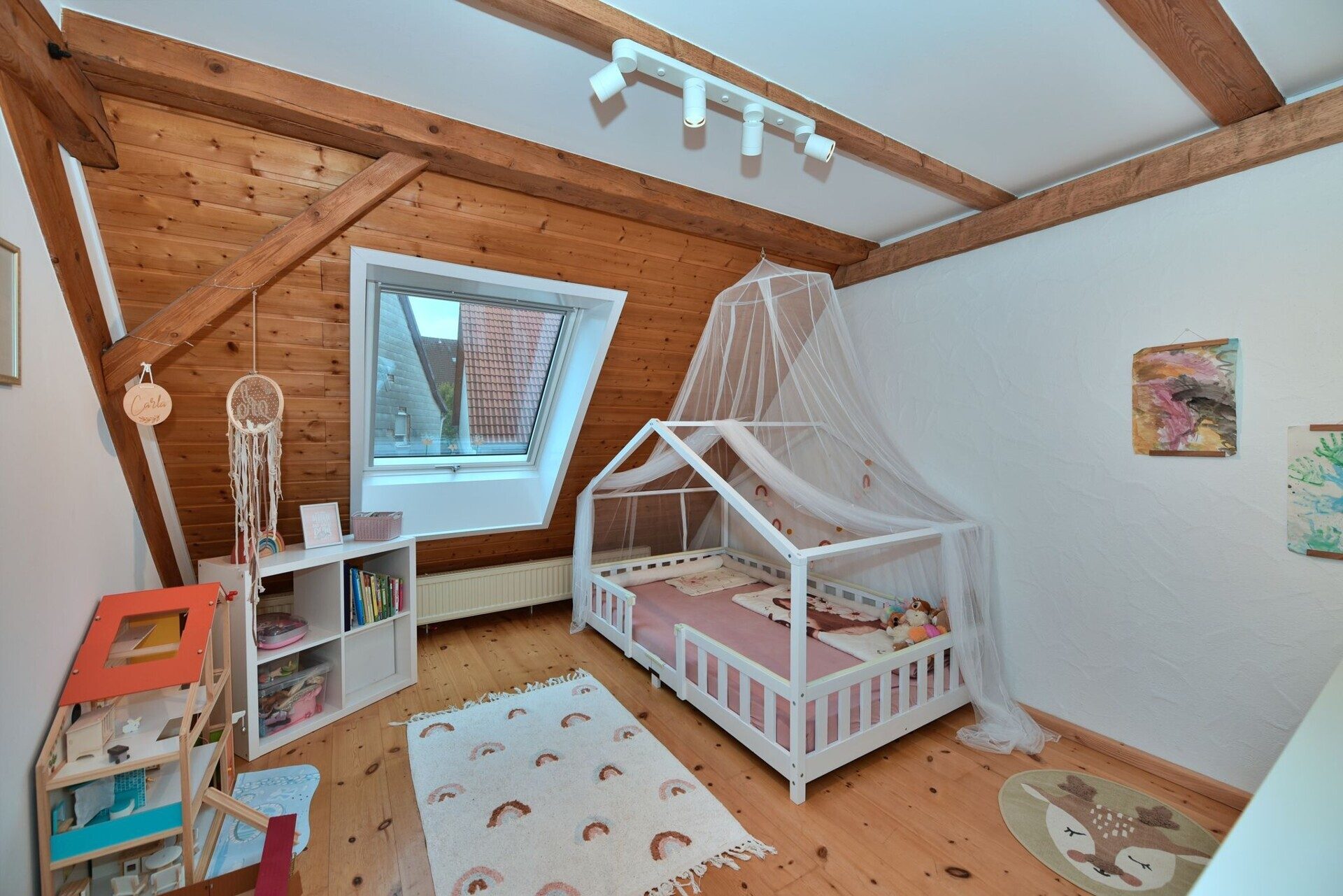 Immobilienangebot - Laichingen / Machtolsheim - Alle - Charmantes Einfamilienhaus top ausgestattet