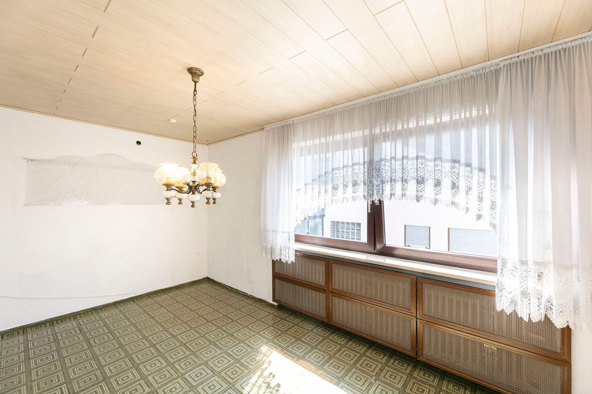 Immobilienangebot - Niederstotzingen - Alle - Viel Raum zum Leben und Wohlfühlen – Einfamilienhaus für die ganze Familie